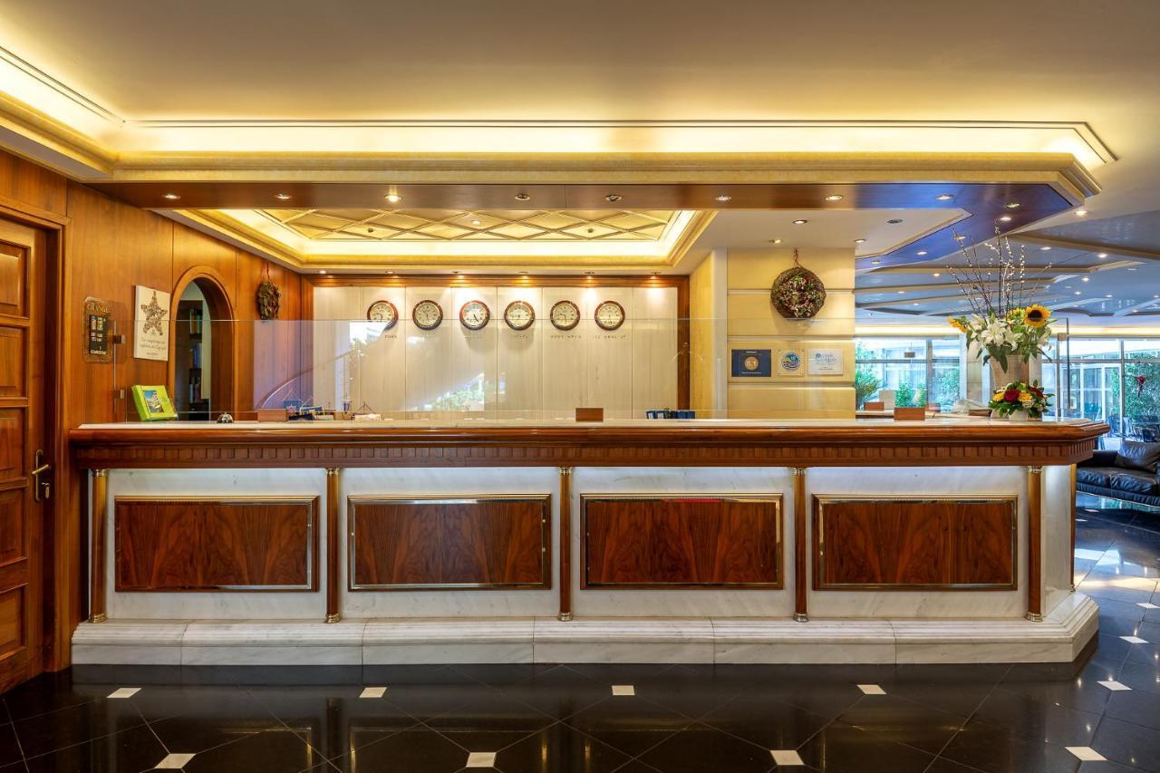 Oasis Hotel Apartments Atenas Exterior foto